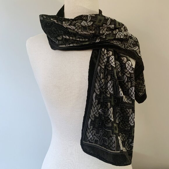 Luxurious Devoré Velvet Burnout Scarf - Black & Gray Art Deco | Unbranded - Picture 1 of 6